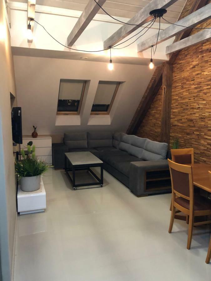 Apartament - Loft Піла Екстер'єр фото